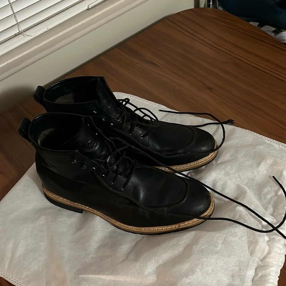 Black Timberland Boots. Size US 10.